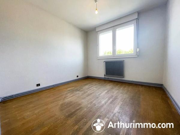Vente                                                      Appartement
                        
                     3 pièces                      95 m2                     à Valentigney