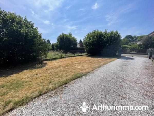 Vente                                                      Appartement
                        
                     3 pièces                      95 m2                     à Valentigney
