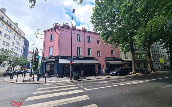 Appartement à vendre    2 pièces • 48 m2 Nantes