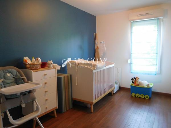 A 2 pas du Centre Ville très bel appartement 2 chambres, avec balcon et 2 places de parking ! Wattrelos (59150)