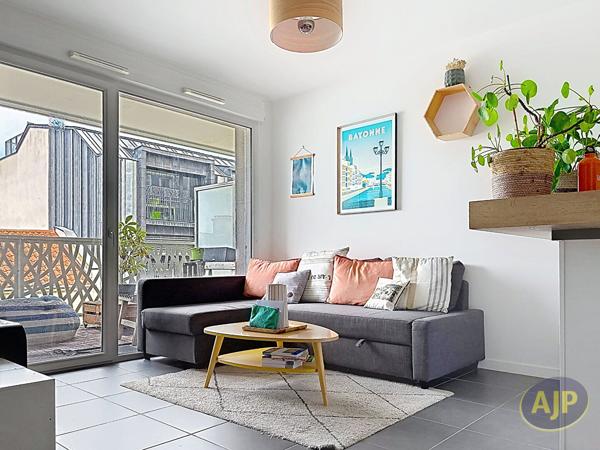 Appartement à louer Nantes : 3 pièces, 61m² avec 2 chambre(s) à 870€ - AJP Immobilier Nantes Ouest