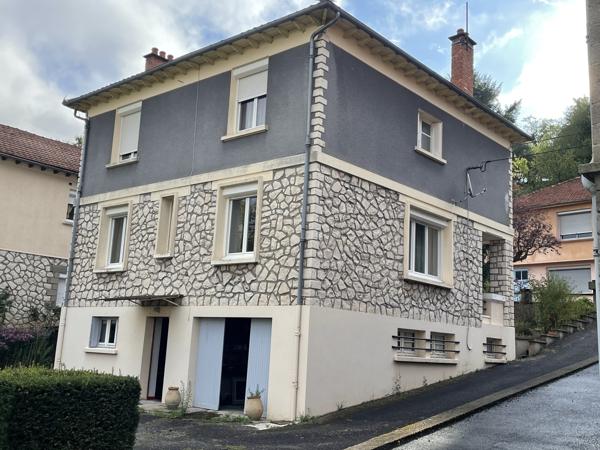 Maison T7 en pierre sur sous-sol complet avec 816m² de terrain