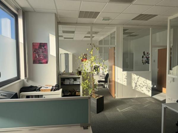 BUREAUX A LOUER - ZONE DE TREPILLOT- BESANCON