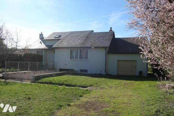 Maison T5 -sous-sol - Jardin - Possibilité de détacher 2 terrains à bâtir - 2880m² cadastré