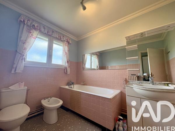 Maison à vendre 6 pièces 102 m² Saint-Pol-sur-Ternoise