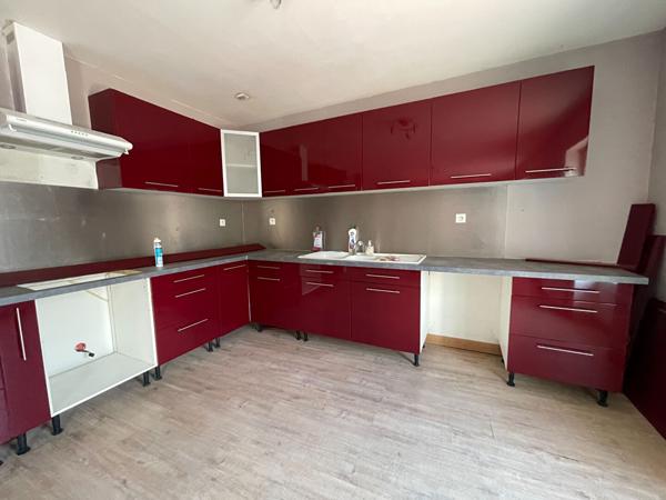 Appartement 5 pièces à louer à Melun - Exclusivité ERA Saint Ambroise