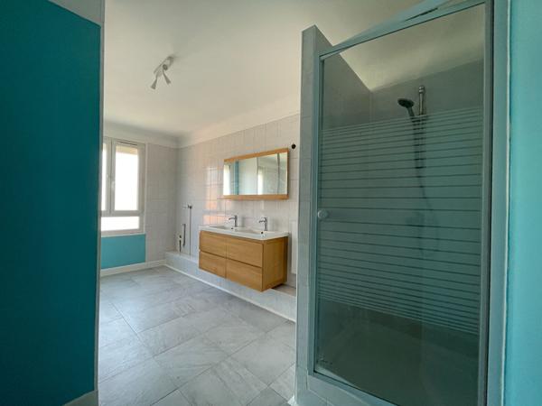 Appartement 5 pièces à louer à Melun - Exclusivité ERA Saint Ambroise