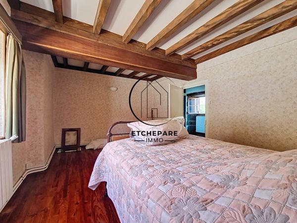 Garris (64120) Ensemble immobilier composé de 2 maisons