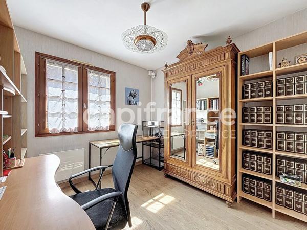 Maison 212 m2 à Fondettes proche du centre ville, 7 chambres