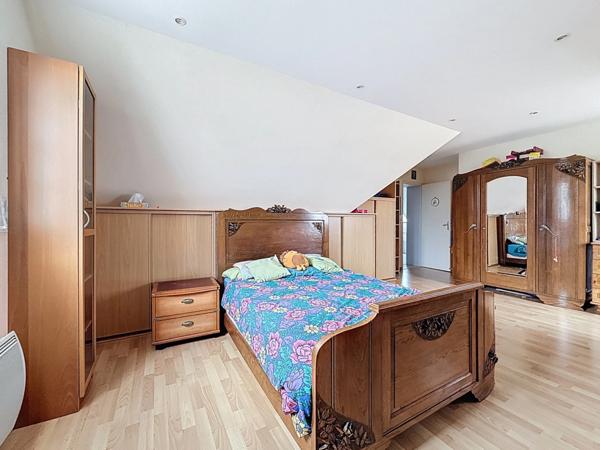 Maison 212 m2 à Fondettes proche du centre ville, 7 chambres