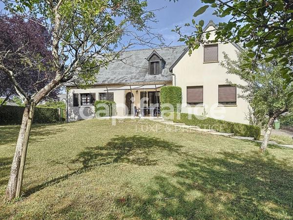 Maison 212 m2 à Fondettes proche du centre ville, 7 chambres