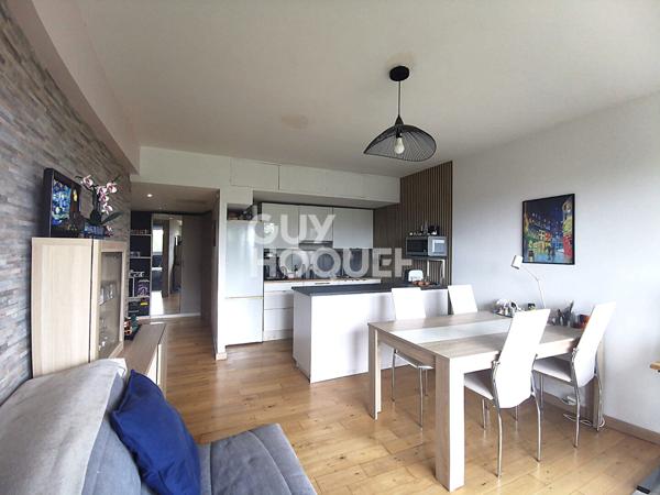 À vendre : Charmant appartement de 2 pièces à LA MADELEINE !