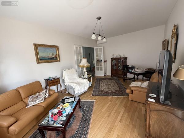 Maison à vendre à Vichy dans l'Allier (03200), ref : 2025/943-03020