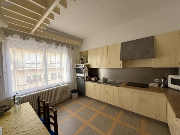 Maison à vendre à Vichy dans l'Allier (03200), ref : 2025/943-03020