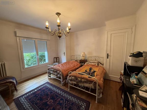 Maison à vendre à Vichy dans l'Allier (03200), ref : 2025/943-03020