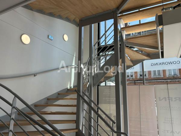 Bureaux à louer à Lille - Plateaux neufs style loft industriel - Terrasses et climatisation