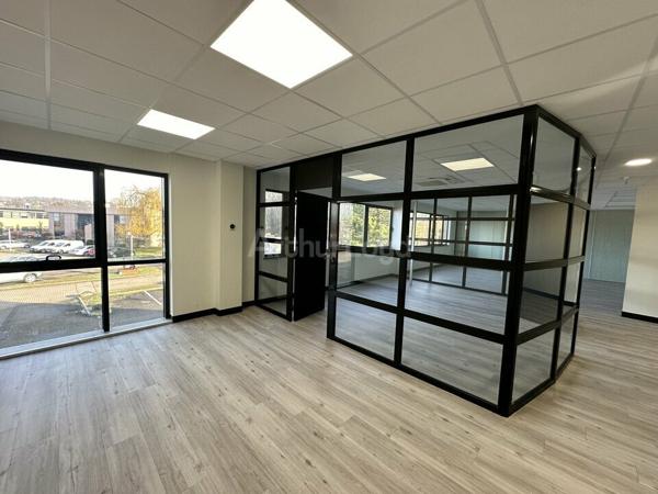 BUREAUX à VENDRE de 262 m²