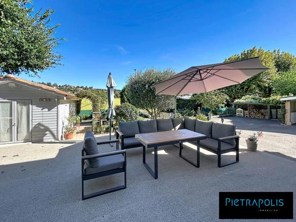Maison familiale 160m² avec jardin piscinable 1100m² – 4 chambres – à 30 min de Lyon