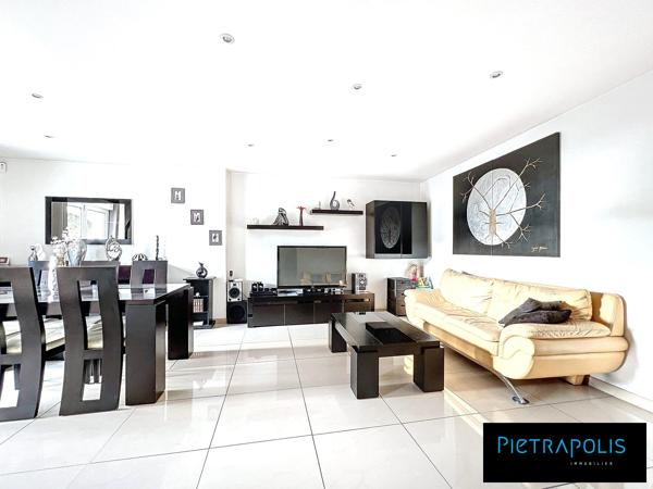 Maison familiale 160m² avec jardin piscinable 1100m² – 4 chambres – à 30 min de Lyon