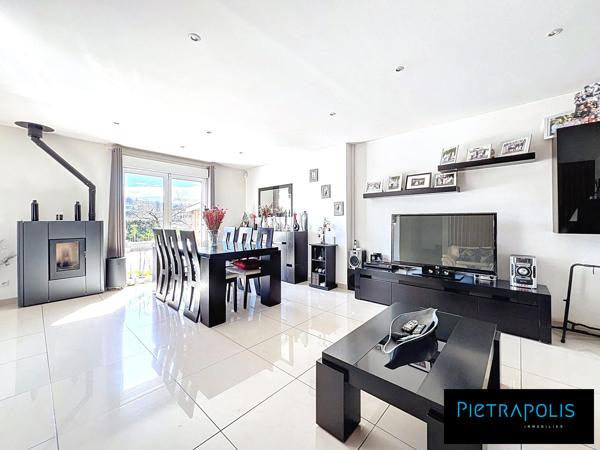 Maison familiale 160m² avec jardin piscinable 1100m² – 4 chambres – à 30 min de Lyon