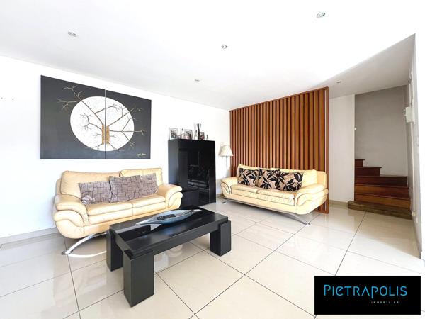 Maison familiale 160m² avec jardin piscinable 1100m² – 4 chambres – à 30 min de Lyon