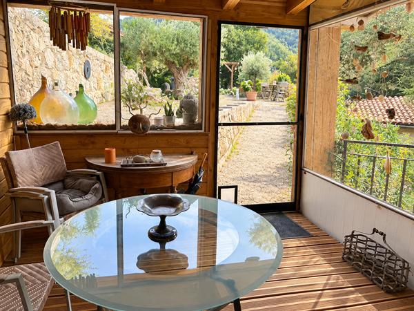 Maison rénovée avec appartement indépendant proche de la rivière