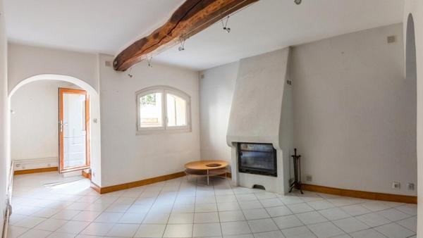 Maison 105m² Sur trois niveau avec jardin