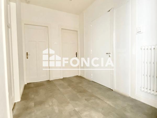Location Appartement 4 pièces 88.85 m² - 24 RUE DU SABLON Metz 57000