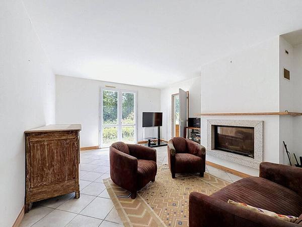 Maison 7 pièces                                        - 44410 Saint-Lyphard Réf : 122913