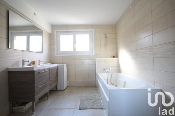 Maison à vendre 7 pièces 215 m² Beynes