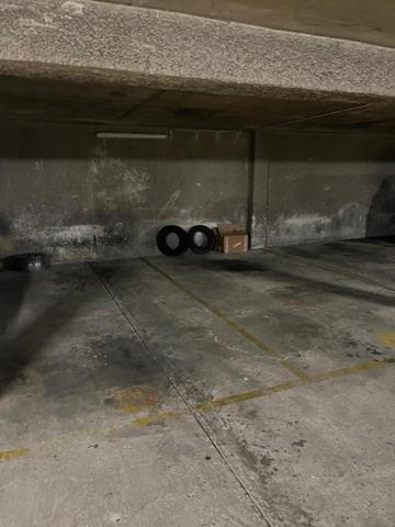 Parking sécurisé Paris 17e – métro Guy Môquet