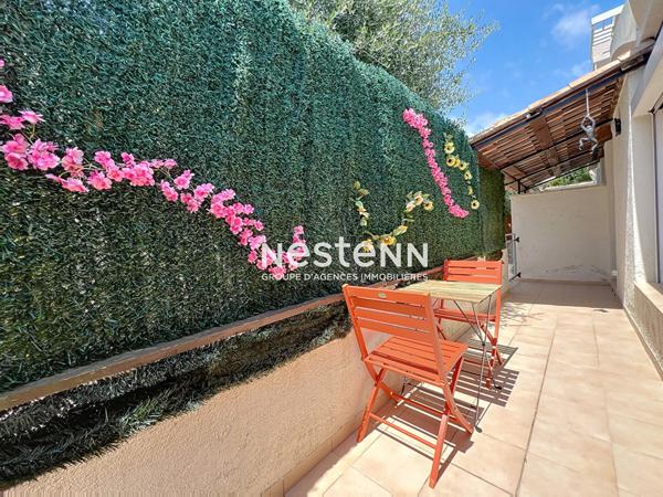 GOLFE JUAN - 2P - Proche MER - Terrasse - Meublé - Parking - Faibles charges