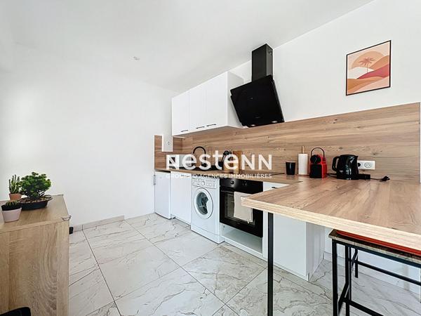 GOLFE JUAN - 2P - Proche MER - Terrasse - Meublé - Parking - Faibles charges