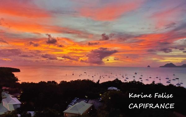 SAINTE-ANNE (97227) – APPARTEMENT T3 EN DUPLEX AVEC MAGNIFIQUE VUE MER !