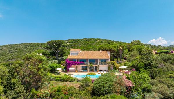 Vente Villa de luxe Pietrosella 10 Pièces 370 m²