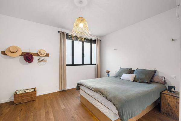 La renaissance d’une usine en maison d’architecte au coeur de Charly