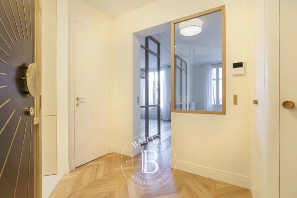 Paris 16ème, Appartement 1 Chambre -  53 m² à vendre