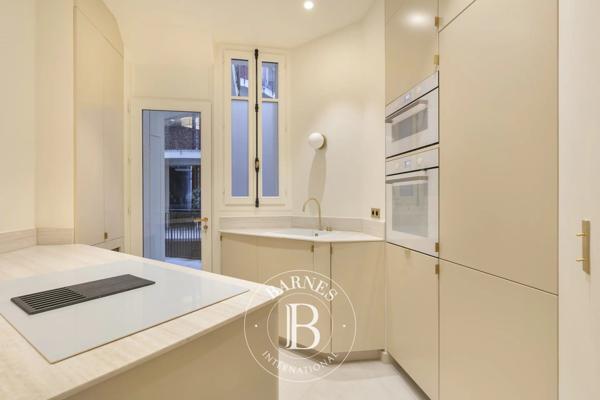 Paris 16ème, Appartement 1 Chambre -  53 m² à vendre