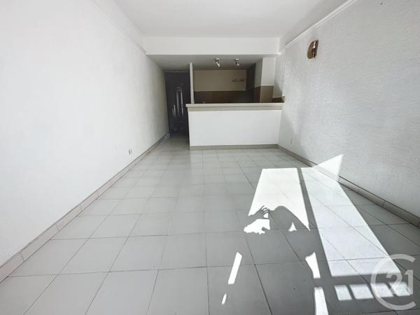 appartement à vendre  3 pièces - 52,08 m2 ST RAPHAEL - 83