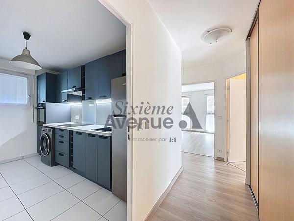 Local commercial 2 pièces 51 m2