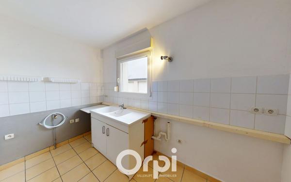 Appartement à louer    3 pièces • 70 m2 Guénange