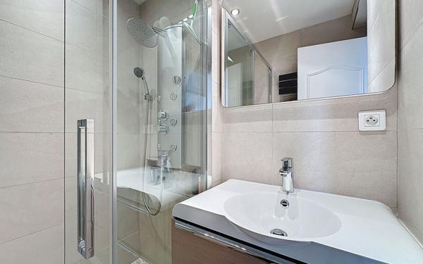 Appartement à vendre    4 pièces • 105,96 m2 Nice