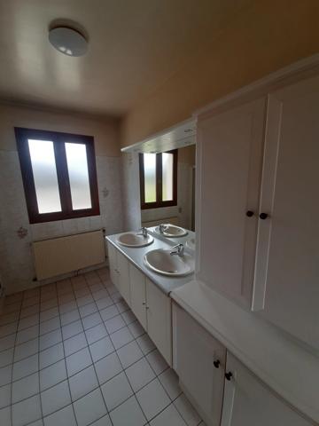 Propriete à vendre 6 pièces COUSSAC BONNEVAL (87)