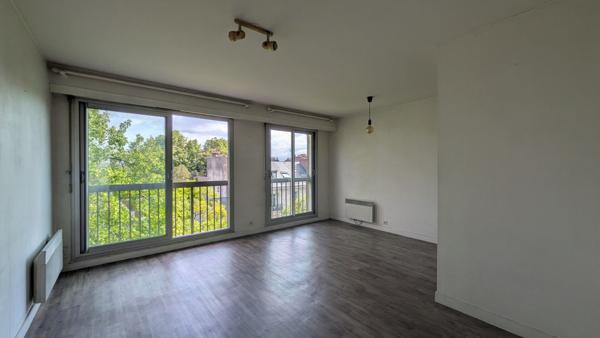 Nantes Guist'hau, Appartement avec VUE T2 de 50 m² DPE en D, cave et parking. , Nantes Nantes Guist'hau, Appartement avec VUE T2 de 50 m² DPE en D, cave et parking. , Nantes