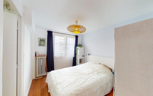 Appartement à vendre    3 pièces • 54 m2 Montrouge