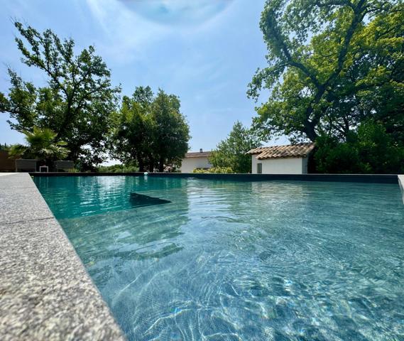 Draguignan Côte d'Azur- villa contemporaine + appartement- piscine grand garage