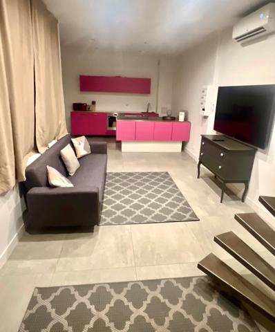 Draguignan Côte d'Azur- villa contemporaine + appartement- piscine grand garage