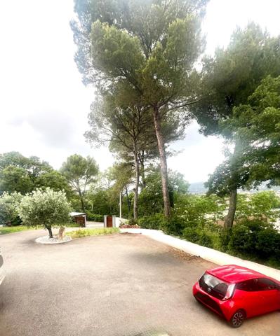 Draguignan Côte d'Azur- villa contemporaine + appartement- piscine grand garage