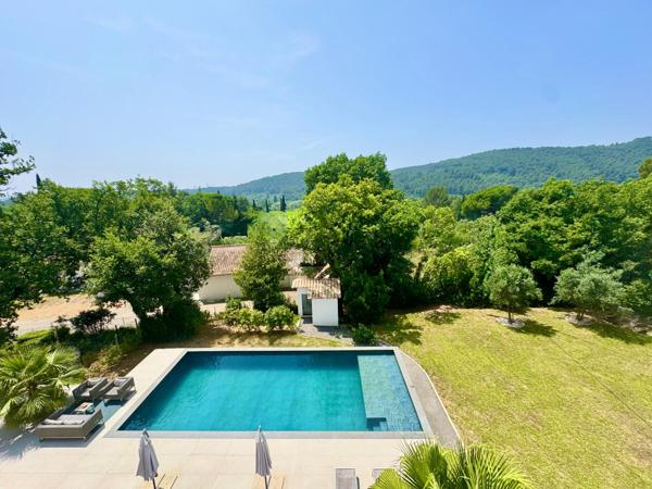 Draguignan Côte d'Azur- villa contemporaine + appartement- piscine grand garage