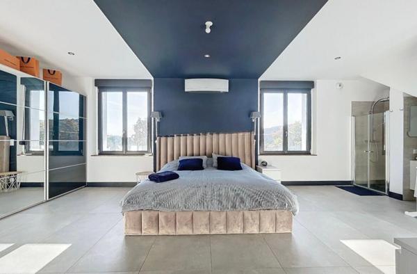 Draguignan Côte d'Azur- villa contemporaine + appartement- piscine grand garage